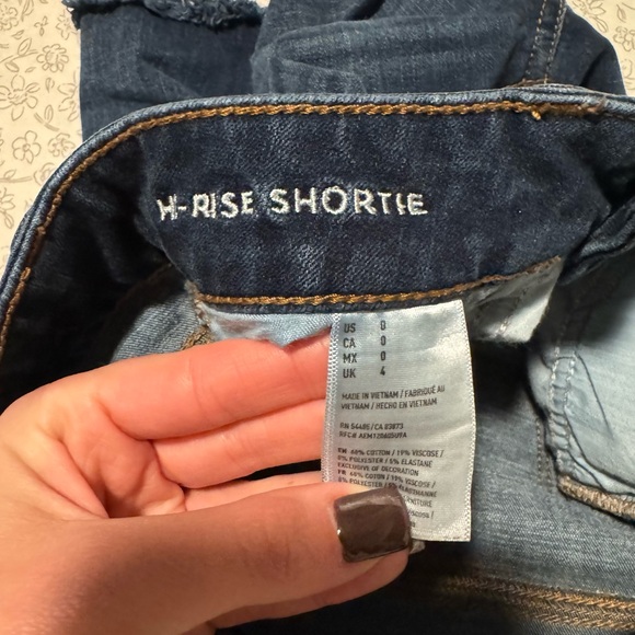 American Eagle Shorts Size: 0 - Picture 3 of 4